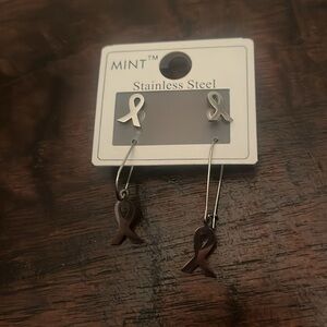 2 pack stainless steel earrings
